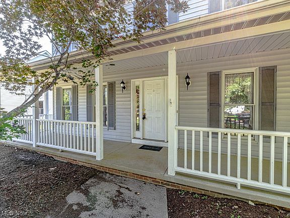 2nd image of 375 Leverett Ln