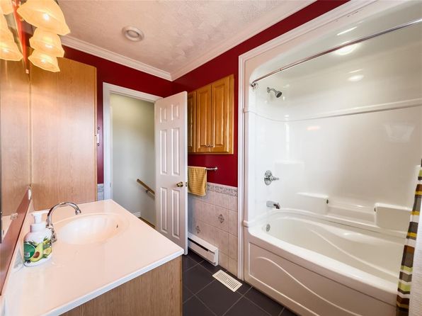 43 Winterland Road, Burin Bay Arm, NL A0E1G0