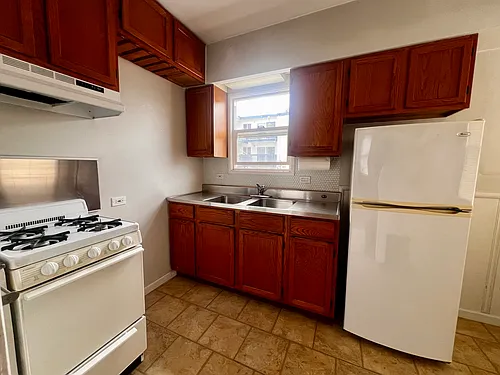 2124 Lincoln Ave #B Photo 1