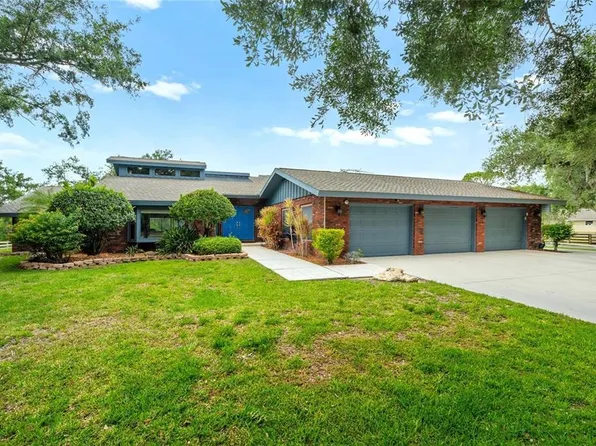 140 Cowpen Ln, Sarasota, FL 34240