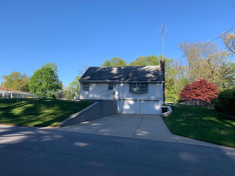 1st image of 51420 Outer Dr