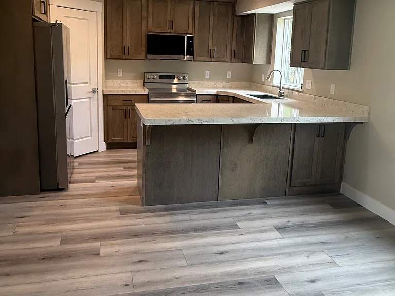 71 N 300 E — Photo 14
