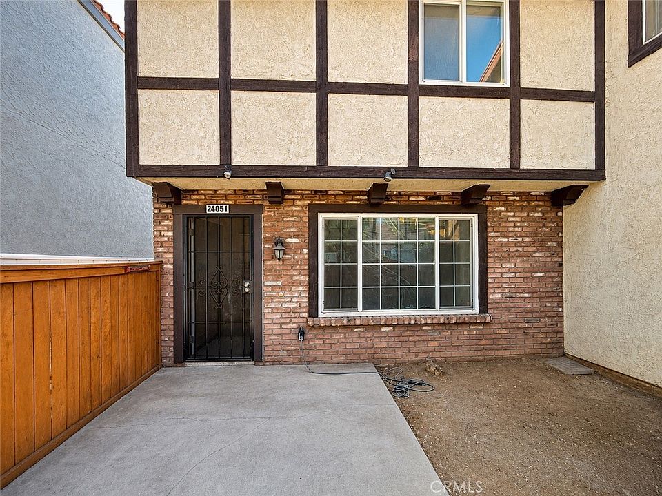 1st image of 24051 Fir Ave