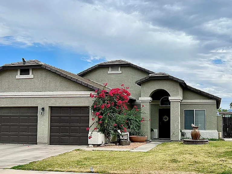 7709 W Wood Ln — Photo 1