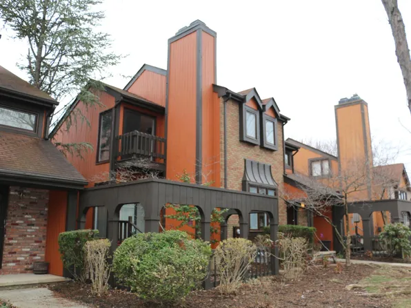85 Riverbend Dr, North Brunswick, NJ 08902