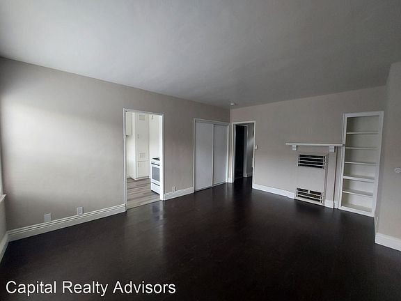3rd image of 2176 Magnolia Ave