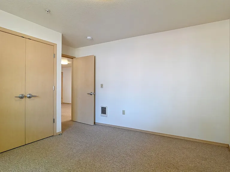 Hays Apartments — Photo 12