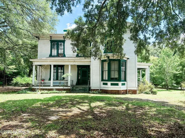 702 Fayetteville Road, Rockingham, NC 28379