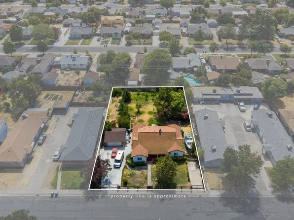 2076 20th Ave, Sacramento, CA 95822