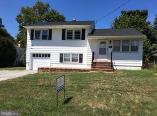 1411 Oak Hill Dr, Wilmington, DE 19805