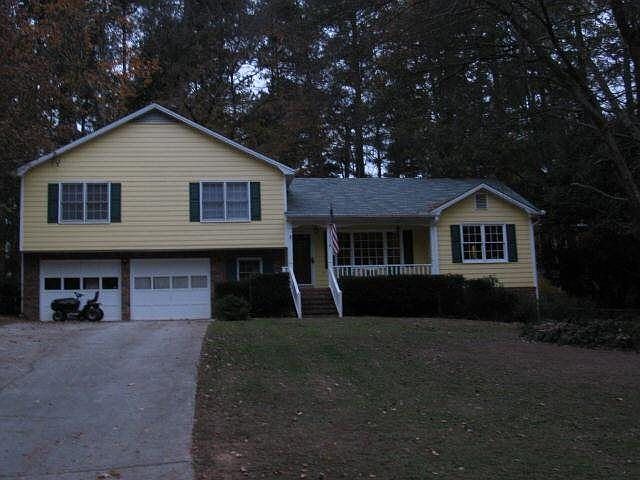 1st image of 2750 Brackenwood Dr