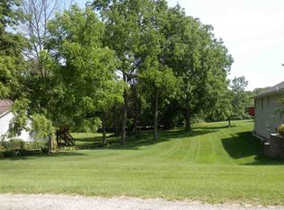 1684 Edgewood Dr, Davis, IL