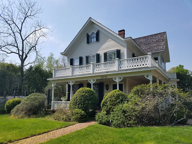 375 Hill St — Photo 20