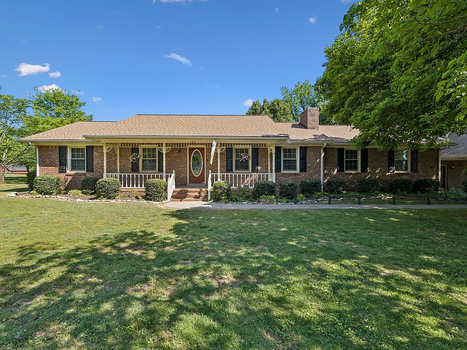 1st image of 157 Paschal Dr