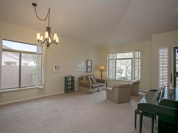 4th image of 6333 E Viewmont Dr Unit 68