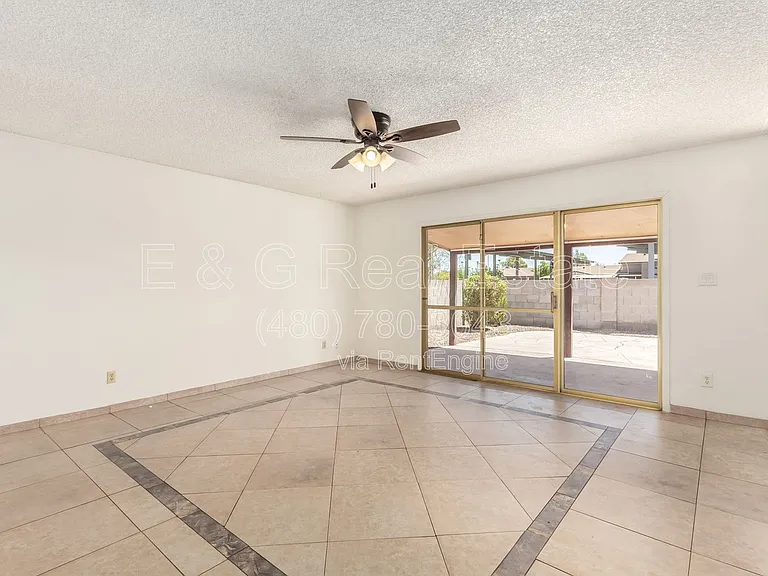 4013 S Hazelton Ln — Photo 5