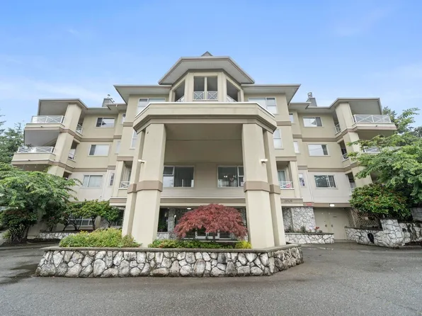 20120 56th Ave #310, Langley, BC V3A 3Y4