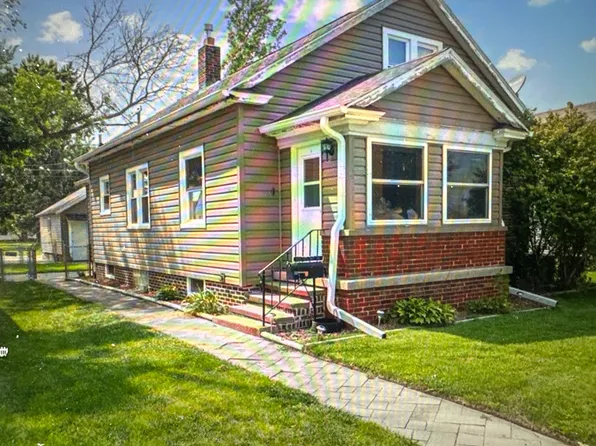 1926 Mallory St SW, Cedar Rapids, IA 52404