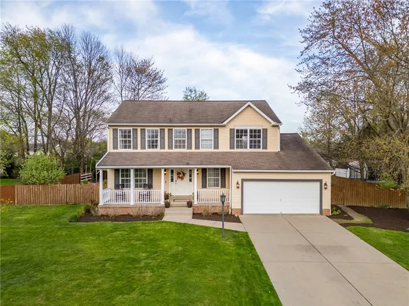 200 Camelot Dr, Butler, PA 16001