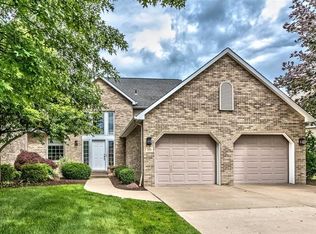 115 Sebago Lake Dr, Sewickley, PA 15143