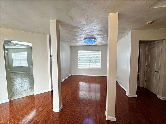 5th image of 1504 Chateau Run Ct