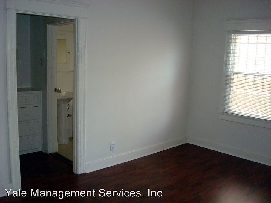 2nd image of 563 N Heliotrope Dr APT 107