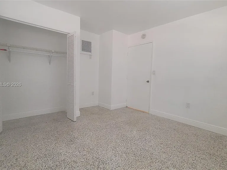 34 E 21st St #11 — Photo 17