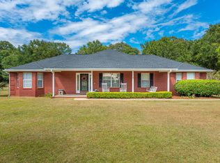 1407 Greenwood Rd, Baker, FL 32531