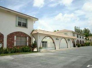 10751 Royal Palm Blvd #8, Pompano Beach, FL 33065