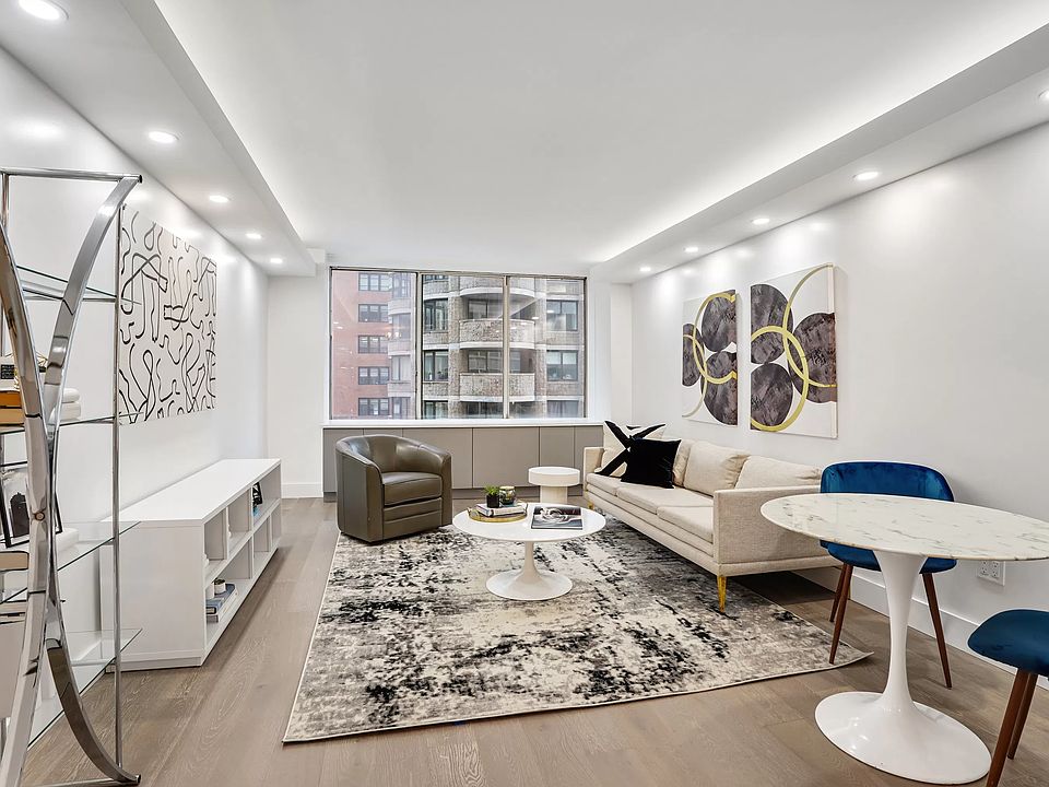 1st image of 61 W 62nd St APT 6F