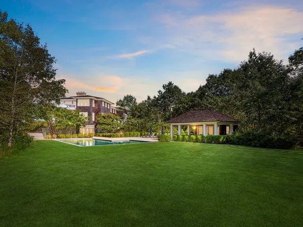 (undisclosed Address), Southampton, NY 11968