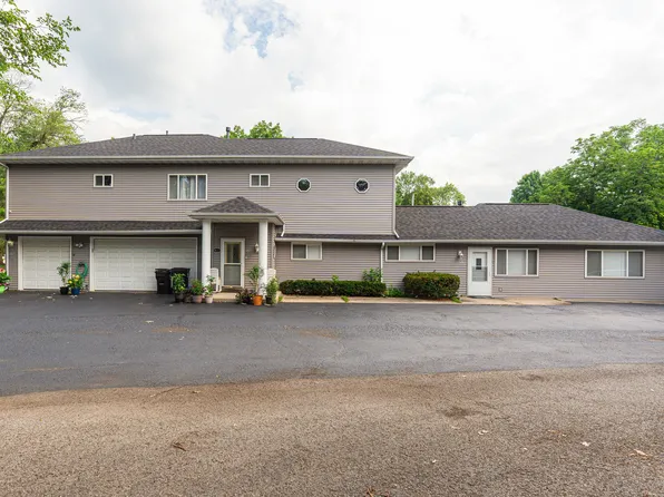 520 S Main St, Wauconda, IL 60084