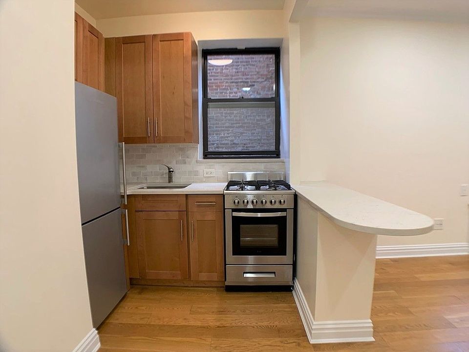 1st image of 151 E 81st St #G5
