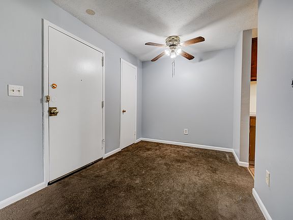 3rd image of 24 Peck St APT B5