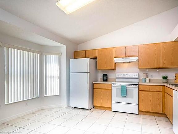 2nd image of 1177 Jade East Ln