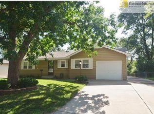 112 S Central St, Olathe, KS 66061