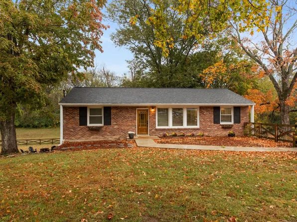 4900 Atwood Dr, Nashville, TN 37220