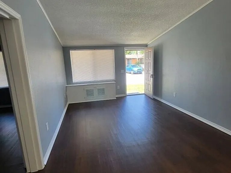 Apollo Beach Villas — Photo 13