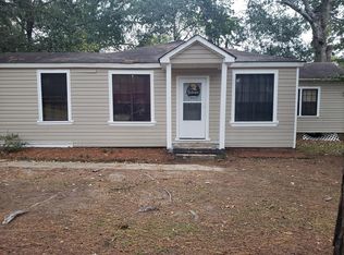 19 Maplewood Ln, Natchez, MS 39120