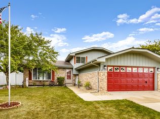 641 Poplar Ave, Romeoville, IL 60446