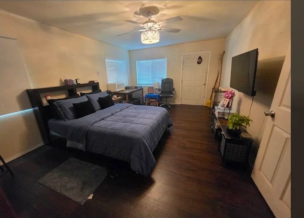 3 bed, 1584 sqft, $899 — Photo 1
