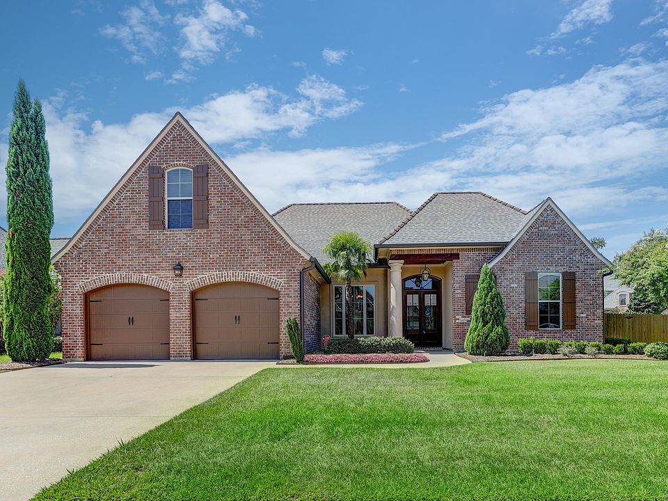 1st image of 100 Hennessy Dr