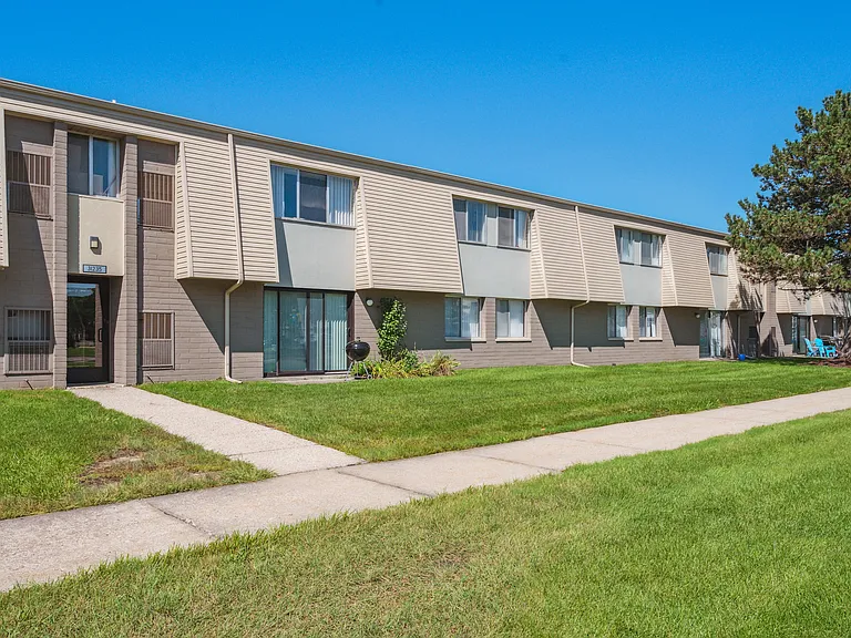 Waterview Farms Apartments — Photo 32