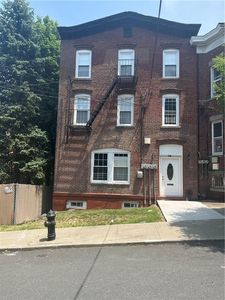 73 York Avenue, Staten Island, NY, 10301