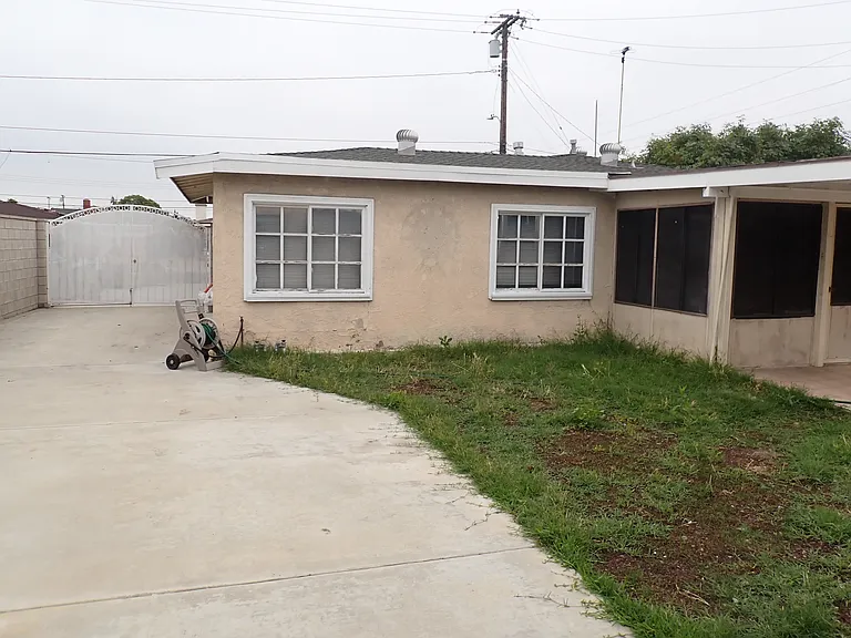 13461 Galway St — Photo 20
