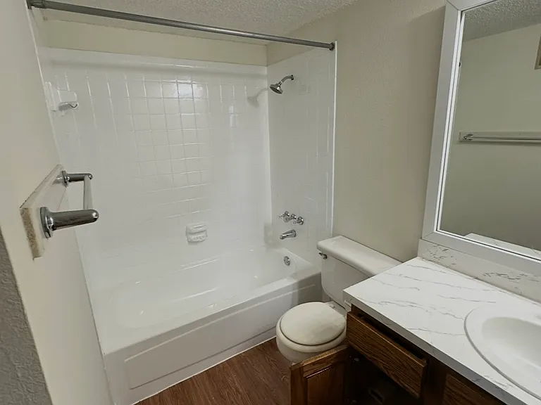 218 N Texas Blvd #306 — Photo 6