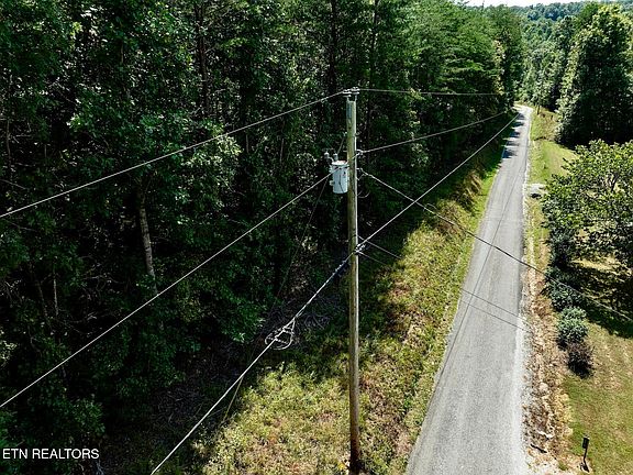 4th image of 160 John Cox Rd