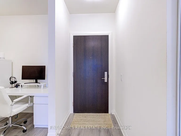 9000 Jane St #1903 — Photo 8