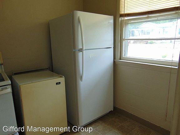 3rd image of 1321 W 41st St