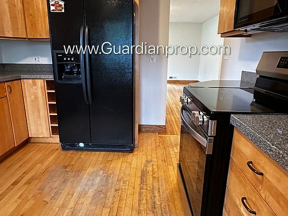 5th image of 16720 Excelsior Blvd